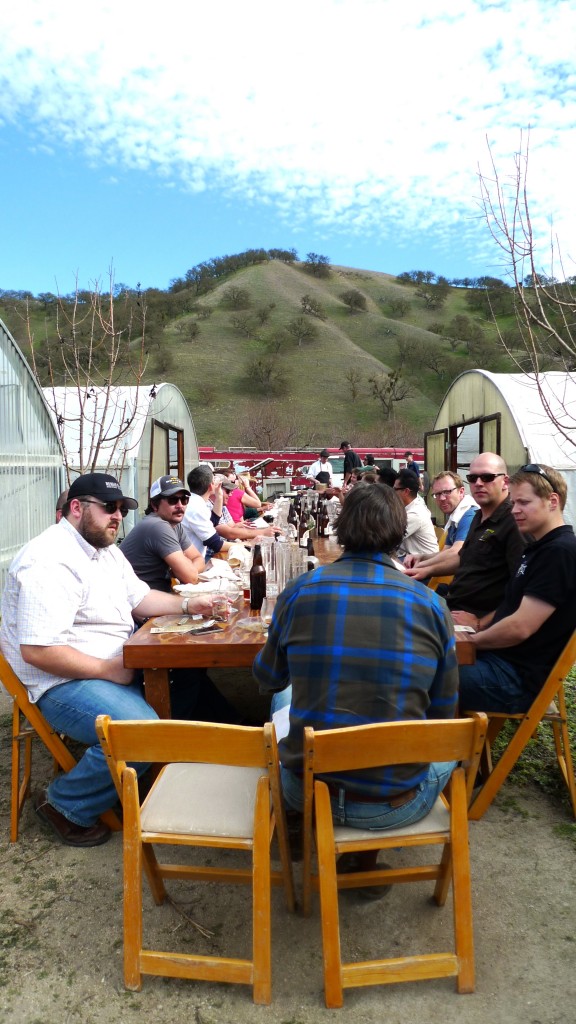 farmlunch table